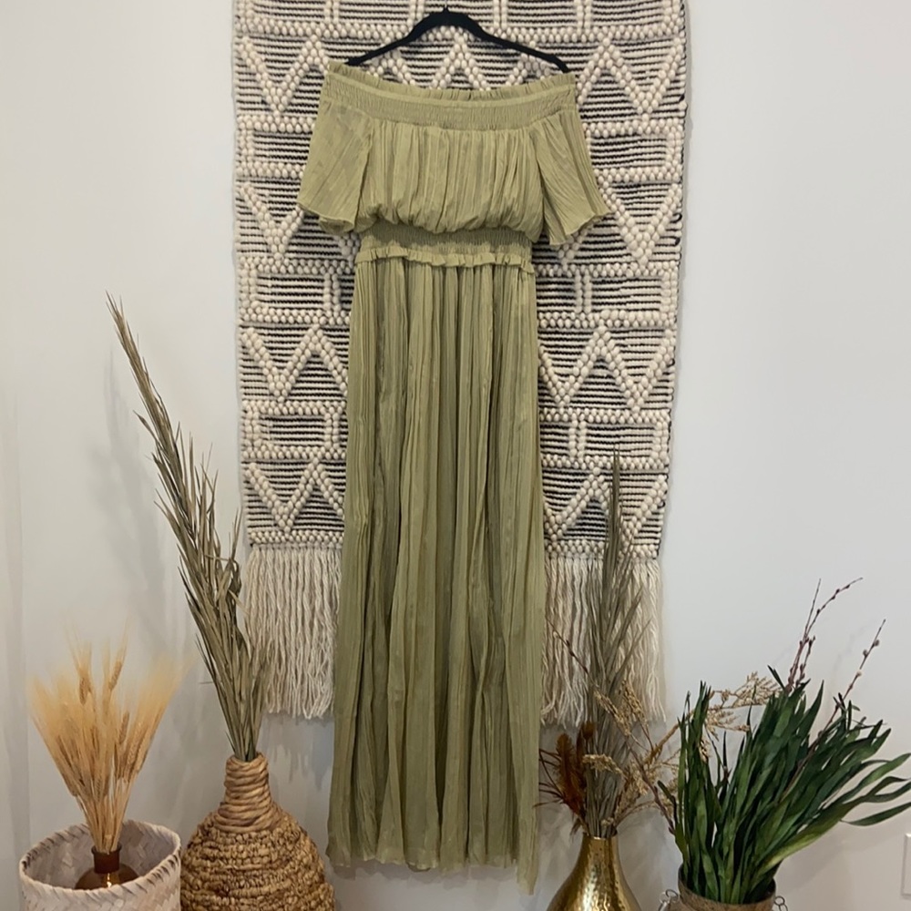 Green maxi